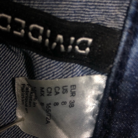 H&M Divided dark acid wash hi waisted skinny jeans - Picture 5 of 6